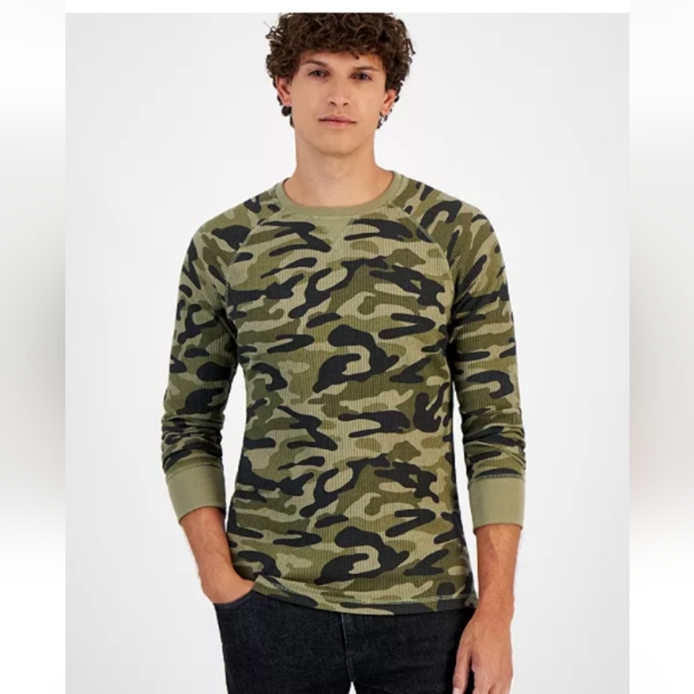 Men's Green Camouflage Long Sleeve Shirt